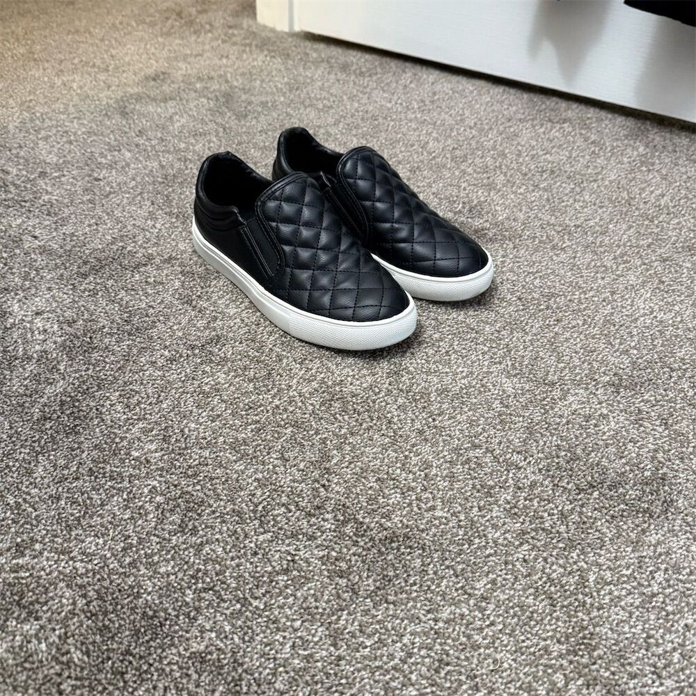 Steve Madden Women's Black Quilted Slip-On Sneakers Size 6